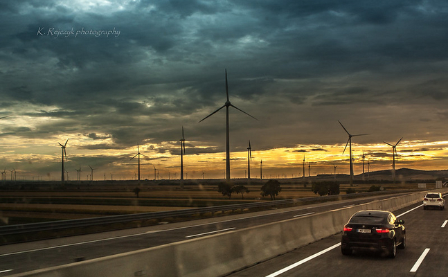 Immer mehr Windkraftanlagen verschandeln die Umwelt in Österreich.