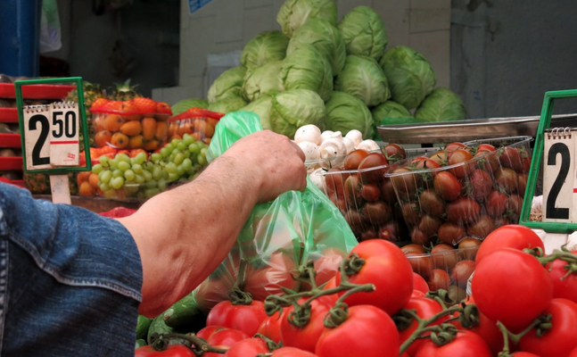 Auch im Juli war die Inflation in Österreich mit sieben Prozent höher als in vielen Euroländern - und die Regierung tut weiterhin nichts dagegen. 