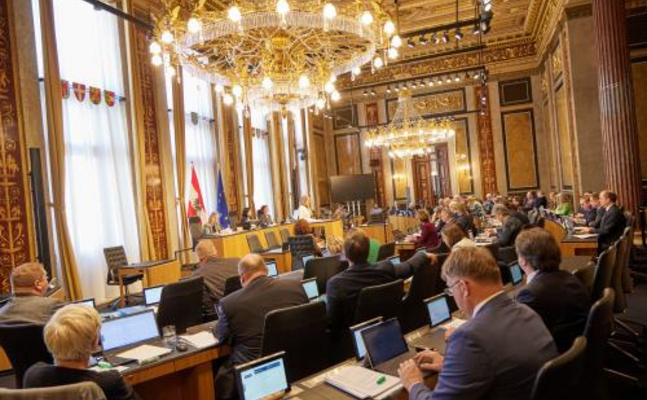 FPÖ-Bundesrätin Isabella Theuermann im Parlament.