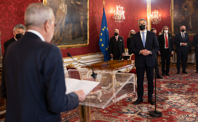 "Rede zur Zukunft der Nation": Seit seiner Angelobung hat der ÖVP-Bundeskanzler eine einzige Misserfolgs- und Skandal-Serie zu verantworten.