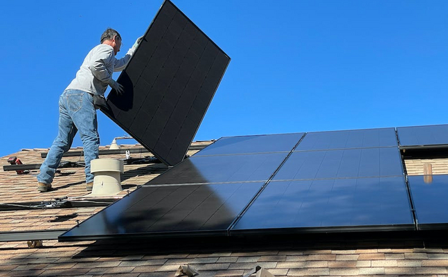 Photovoltaik-Ausbau muss mit Netzstabilität und Wettbewerbsaufsicht einhergehen!