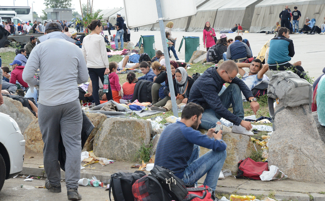 Entgegen den Behauptungen von ÖVP-Innenminister Karner reiß die Flut an illegalen Einwanderern nach Österreich nicht ab.