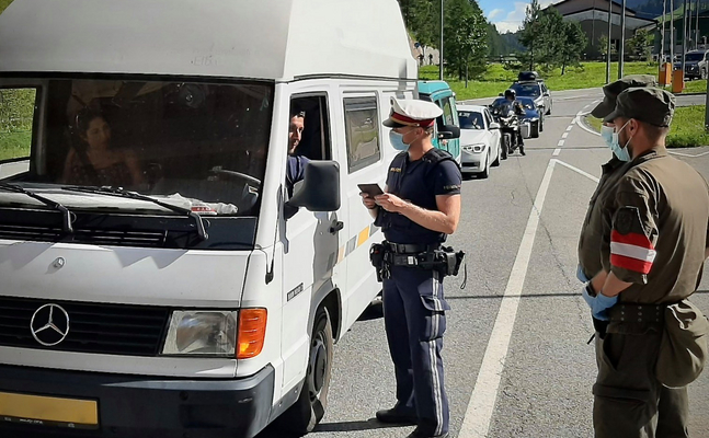 Österreich braucht endlich einen effektiven Grenzschutz anstatt eines "Empfangskomitees".