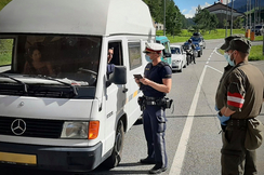 Österreich braucht endlich einen effektiven Grenzschutz anstatt eines "Empfangskomitees".