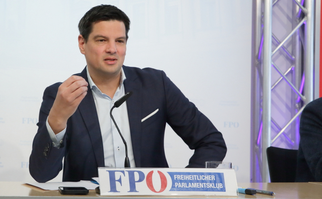 FPÖ-Sicherheitssprecher Hannes Amesbauer.