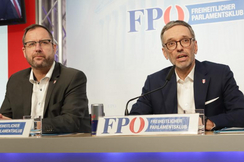 FPÖ-Mediensprecher Christian Hafenecker und FPÖ-Bundesparteiobmann Herbert Kickl