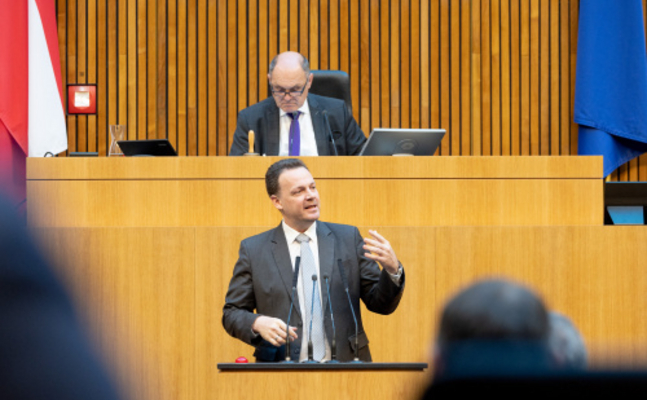 FPÖ-Gesundheitssprecher Gerhard Kaniak im Parlament.