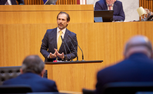 FPÖ-Nationalratsabgeordneter Christian Ragger im Parlament.