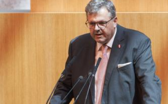 FPÖ-Technologiesprecher Gerhard Deimek im Nationalrat.