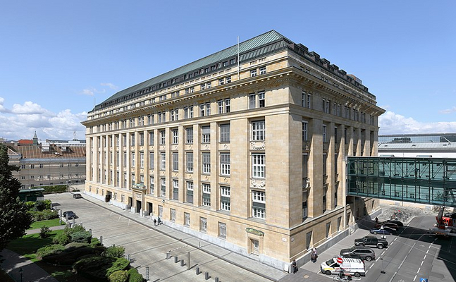 Die Österreichische Nationalbank am Otto-Wagner-Platz in Wien-Alsergrund.